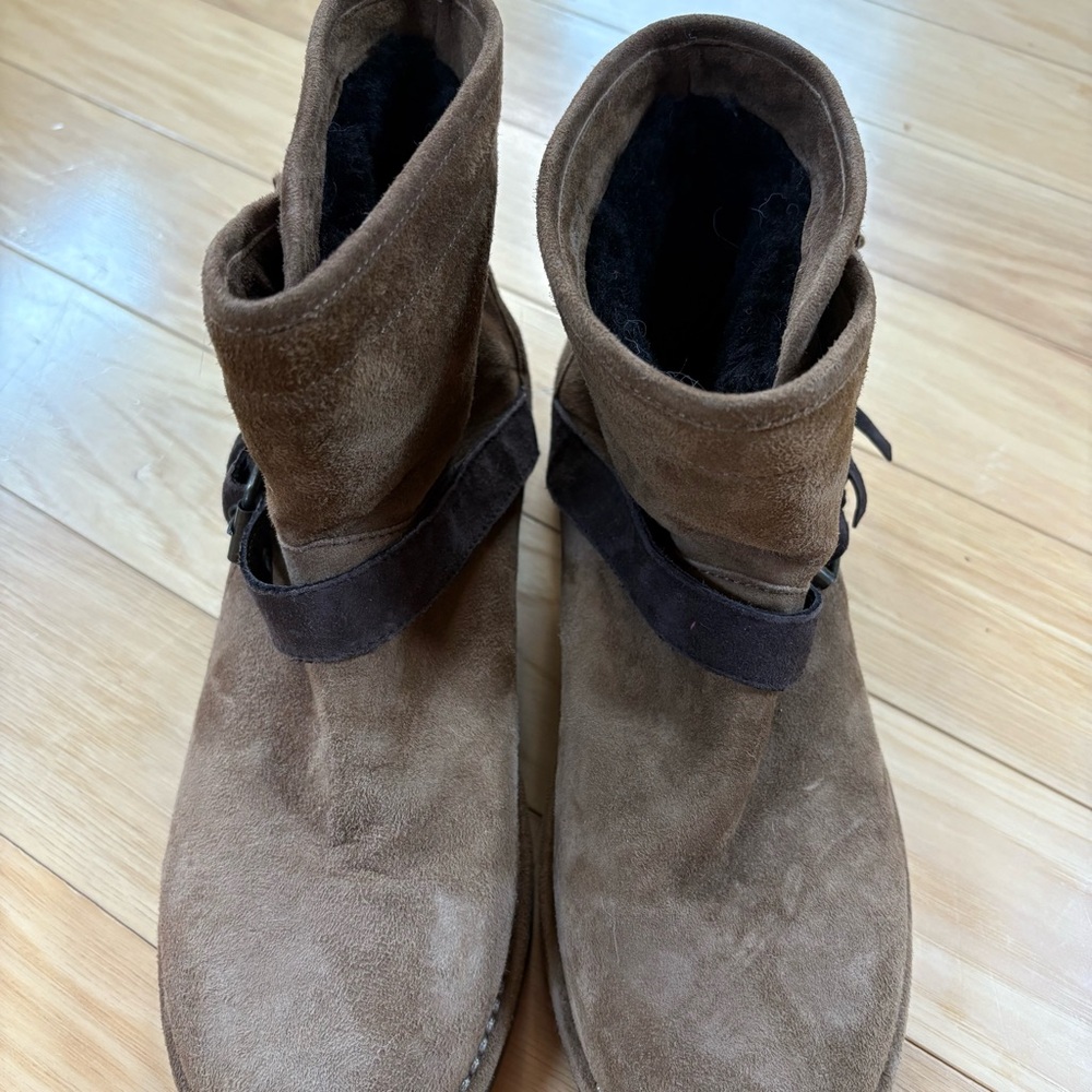 UGG Classic Luxe Karisa Boots Womens Sz 6 Brown Suede Shearling Ankle - Picture 5 of 11